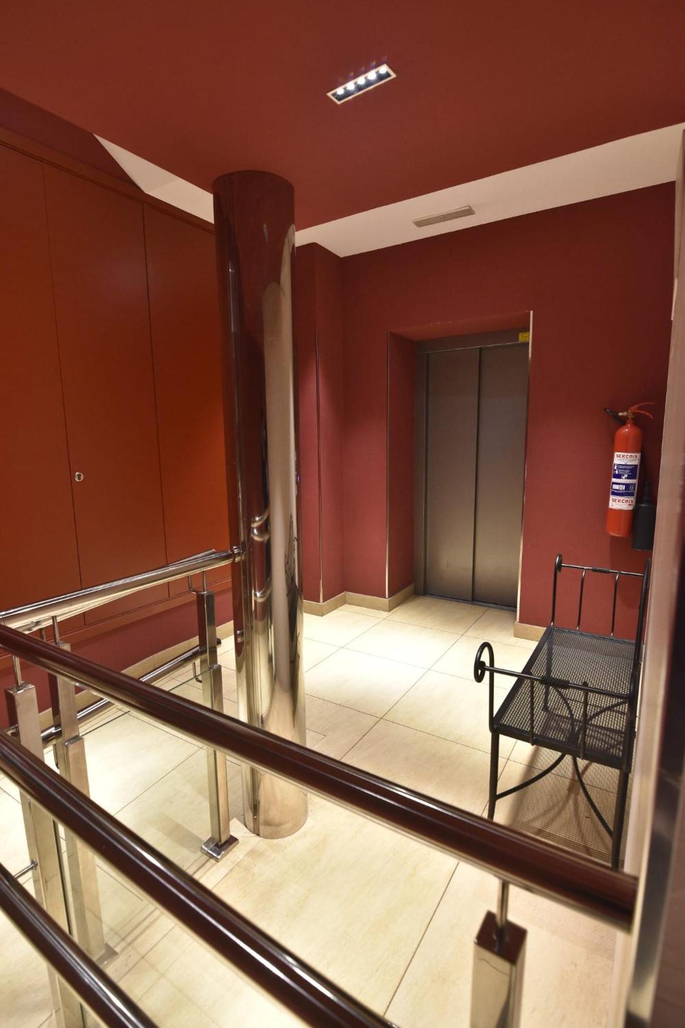 Atseden Bilbo Apartment Bilbao Bagian luar foto