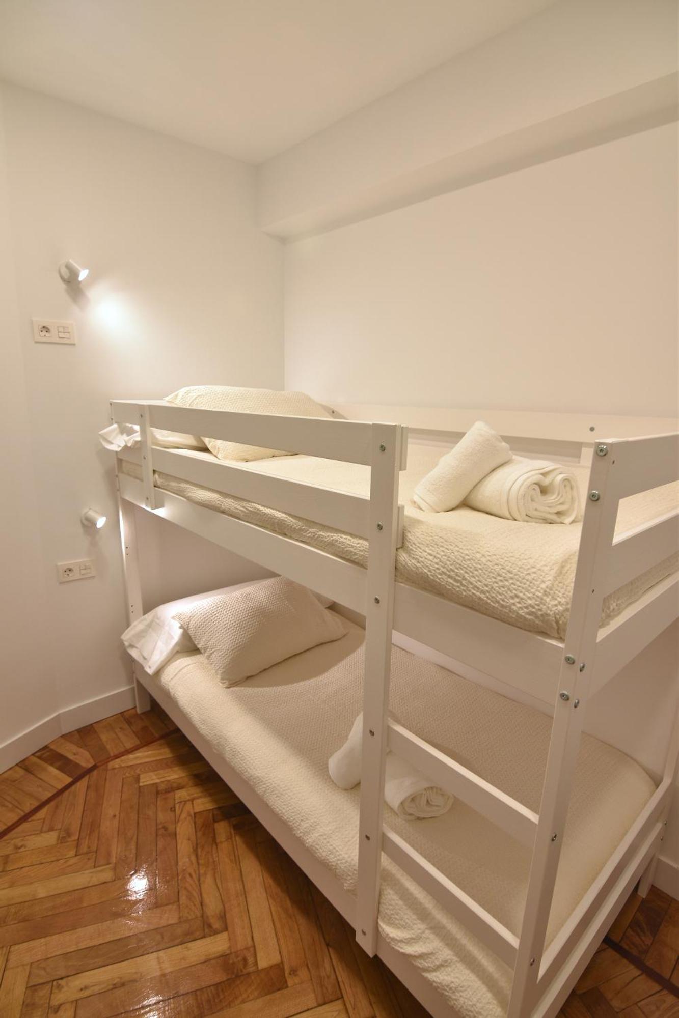 Atseden Bilbo Apartment Bilbao Bagian luar foto